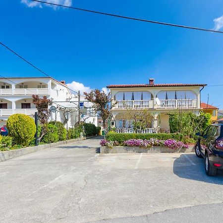 Apartments Mijatovic Lopar Kültér fotó
